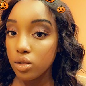 Meet your Posher, Bria